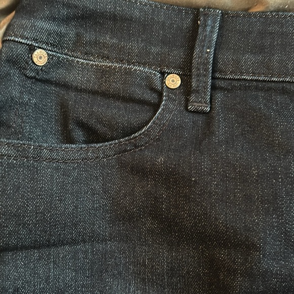 NWOT Talbots size 8 den skirt - Picture 4 of 9